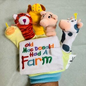 Little Scholastic Old MacDonald Had A Farm Hand Finger Puppet Glove Book